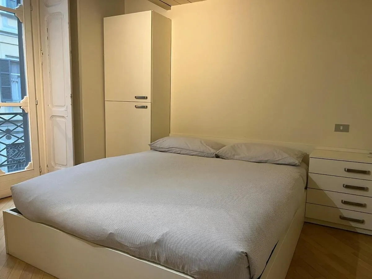 Cozy Apartment In Brera Milano Italia